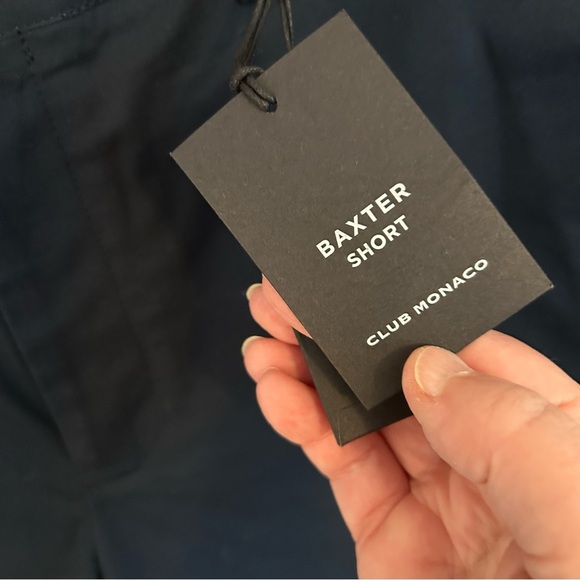 Club Monaco Baxter Fit Men’s Navy Shorts. Size 34. - Picture 7 of 12